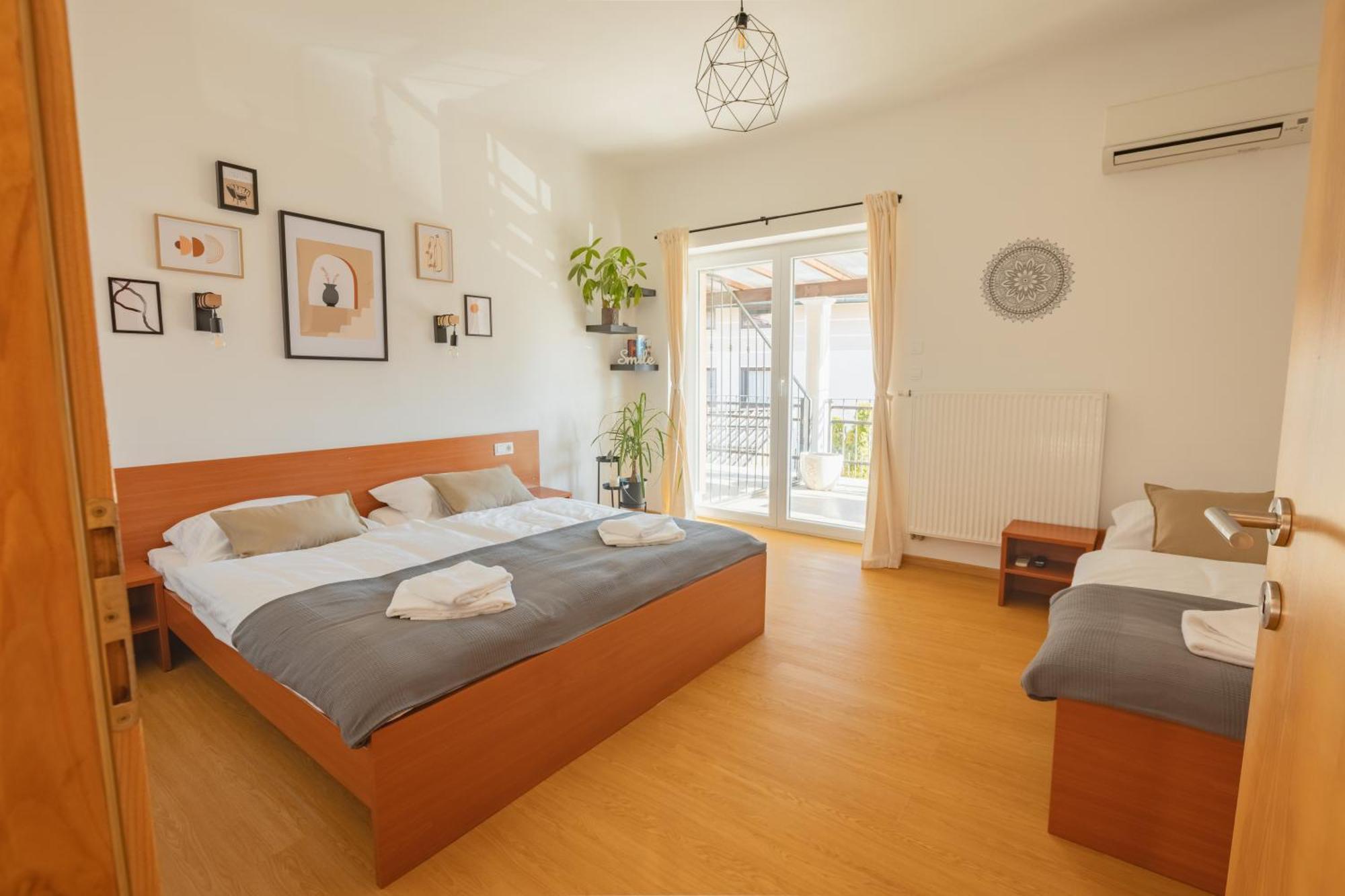 Vila Klara Apartments Ljubljana Exteriör bild