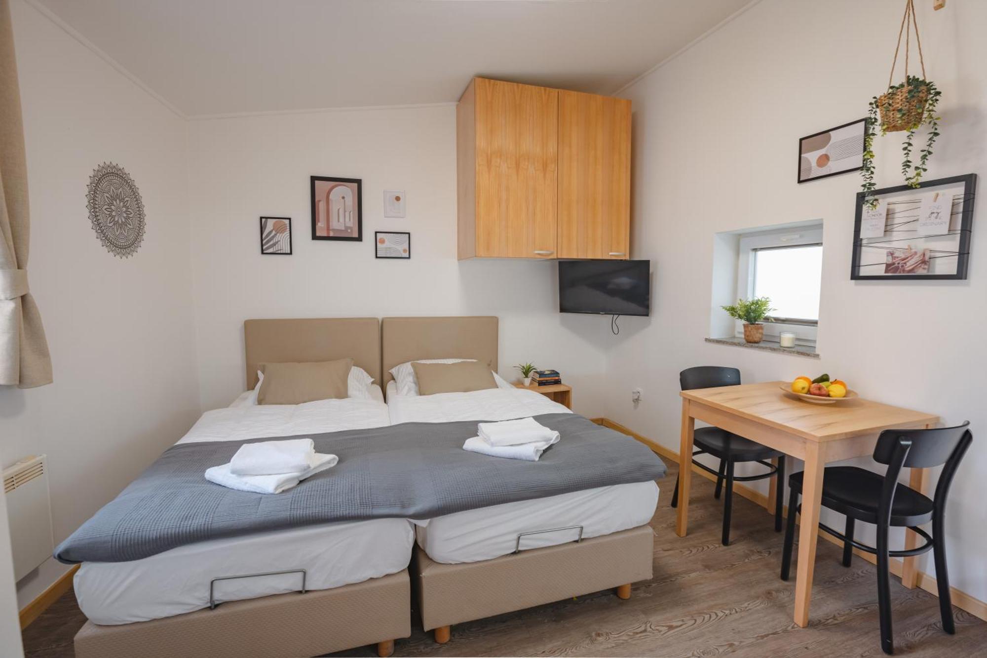 Vila Klara Apartments Ljubljana Exteriör bild